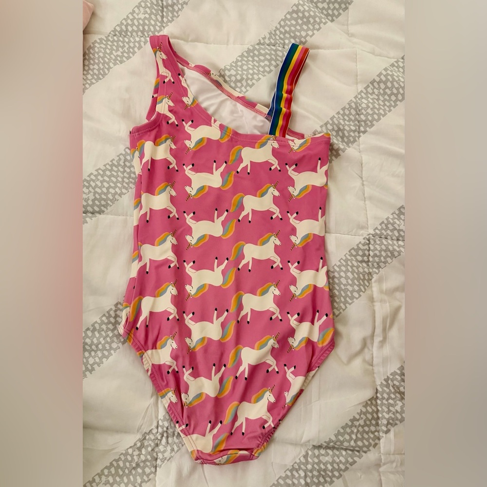 Hanna Andersson Size 6-7 Pink Rainbow Unicorn Swimsuit